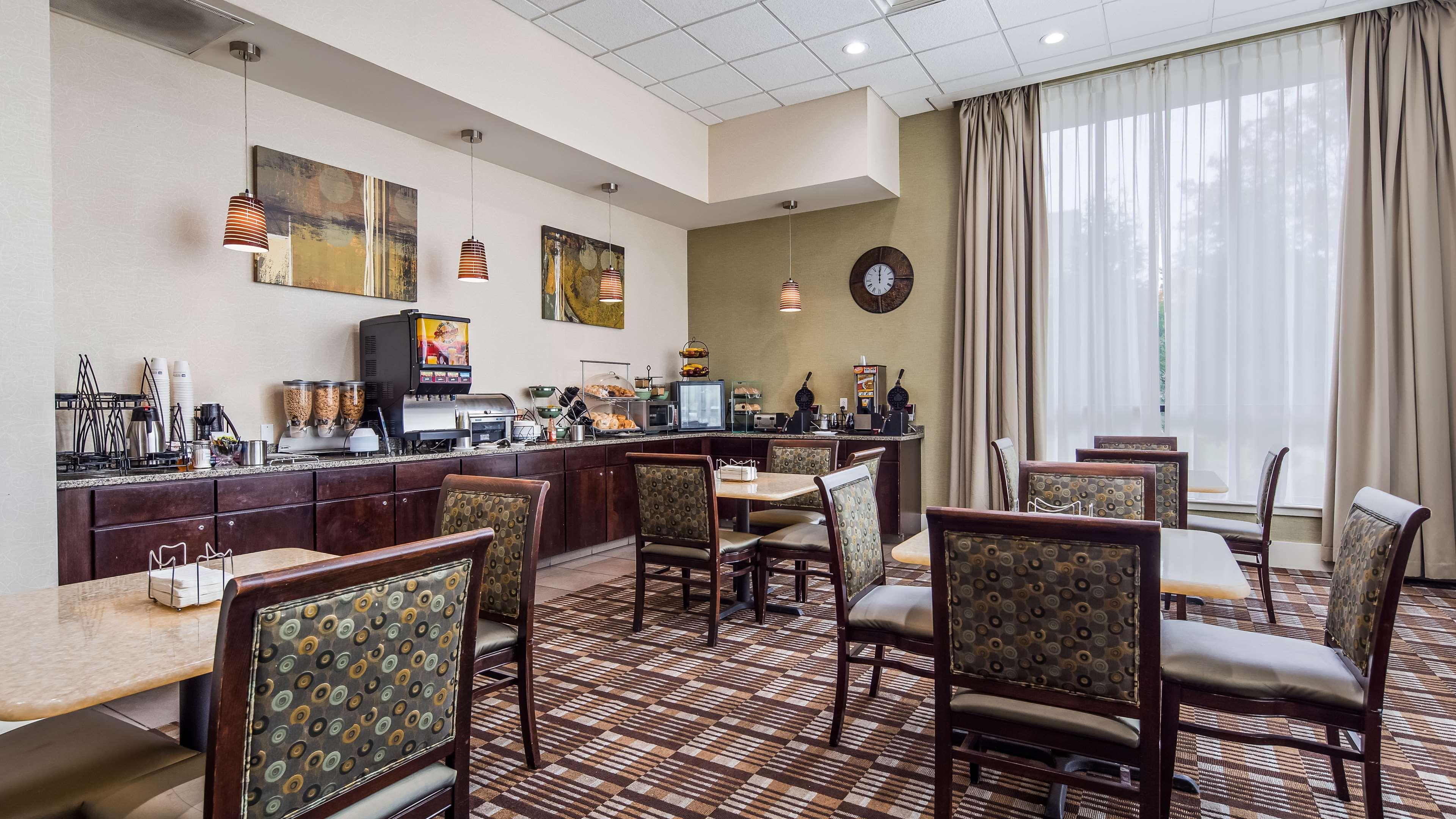 Best Western Plus Philadelphia Airport South - At Widener University Chester Ngoại thất bức ảnh