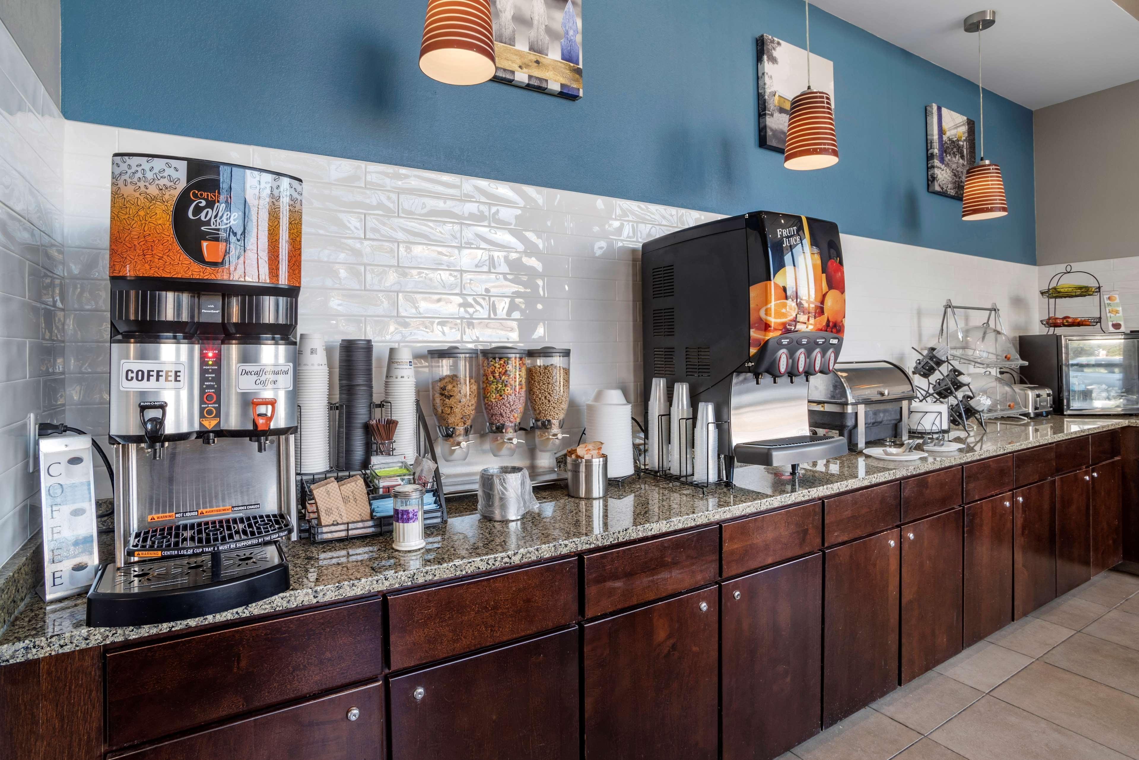 Best Western Plus Philadelphia Airport South - At Widener University Chester Ngoại thất bức ảnh